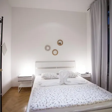 Charles Bridge Appartement *